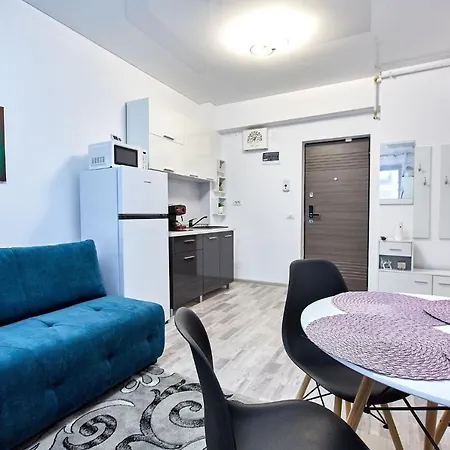 Sunrise Tomis